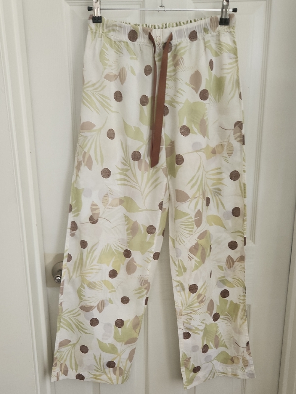 Alfani White Lounge Pants with Sage Leaf Print and Brown Drawstring